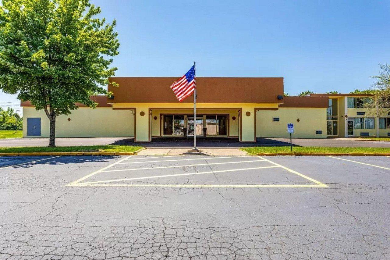 Econo Lodge Fredonia Экстерьер фото