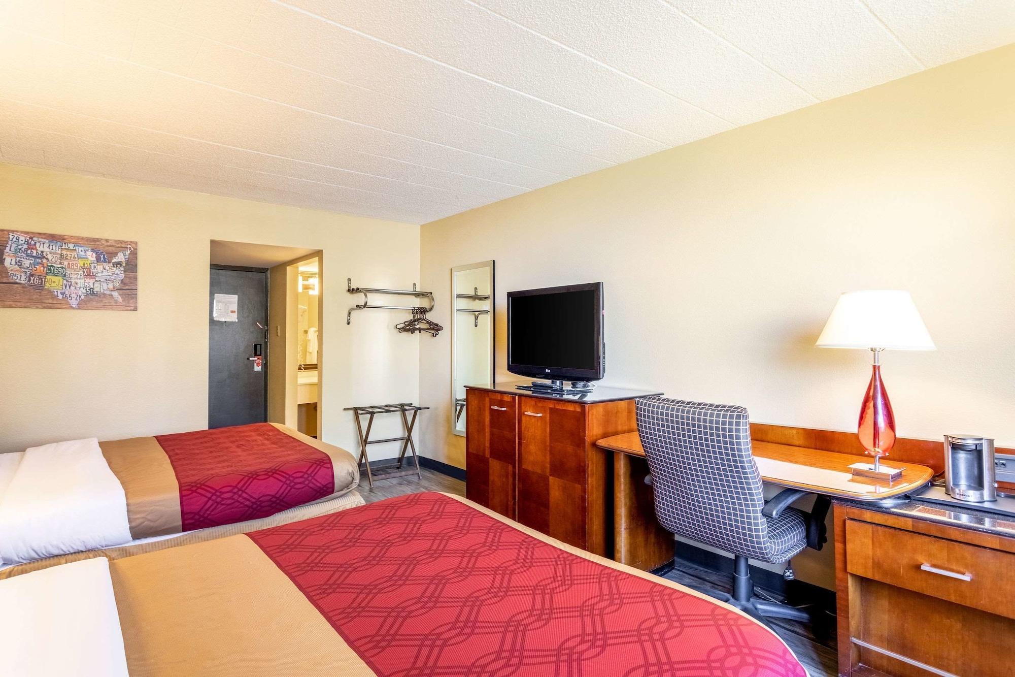 Econo Lodge Fredonia Экстерьер фото